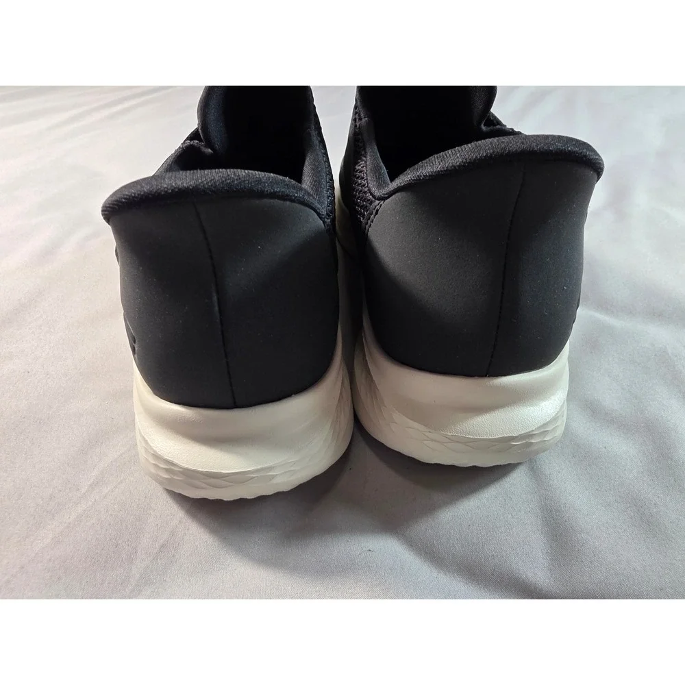 Skechers Swift Fit Hands Free Slip-ins Mens 10 Black Sneakers NEW